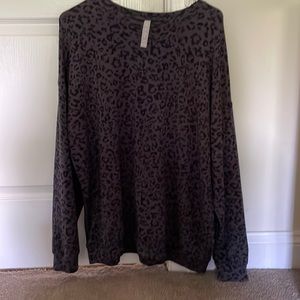 Athleta Sweatshirt Medium